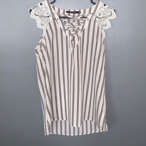 Doe & Rae brand blouse. Size medium